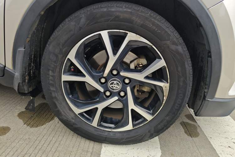 Used Toyota C-HR 2018 2.0L Leading with Sunroof China VI Standard Exterior 7
