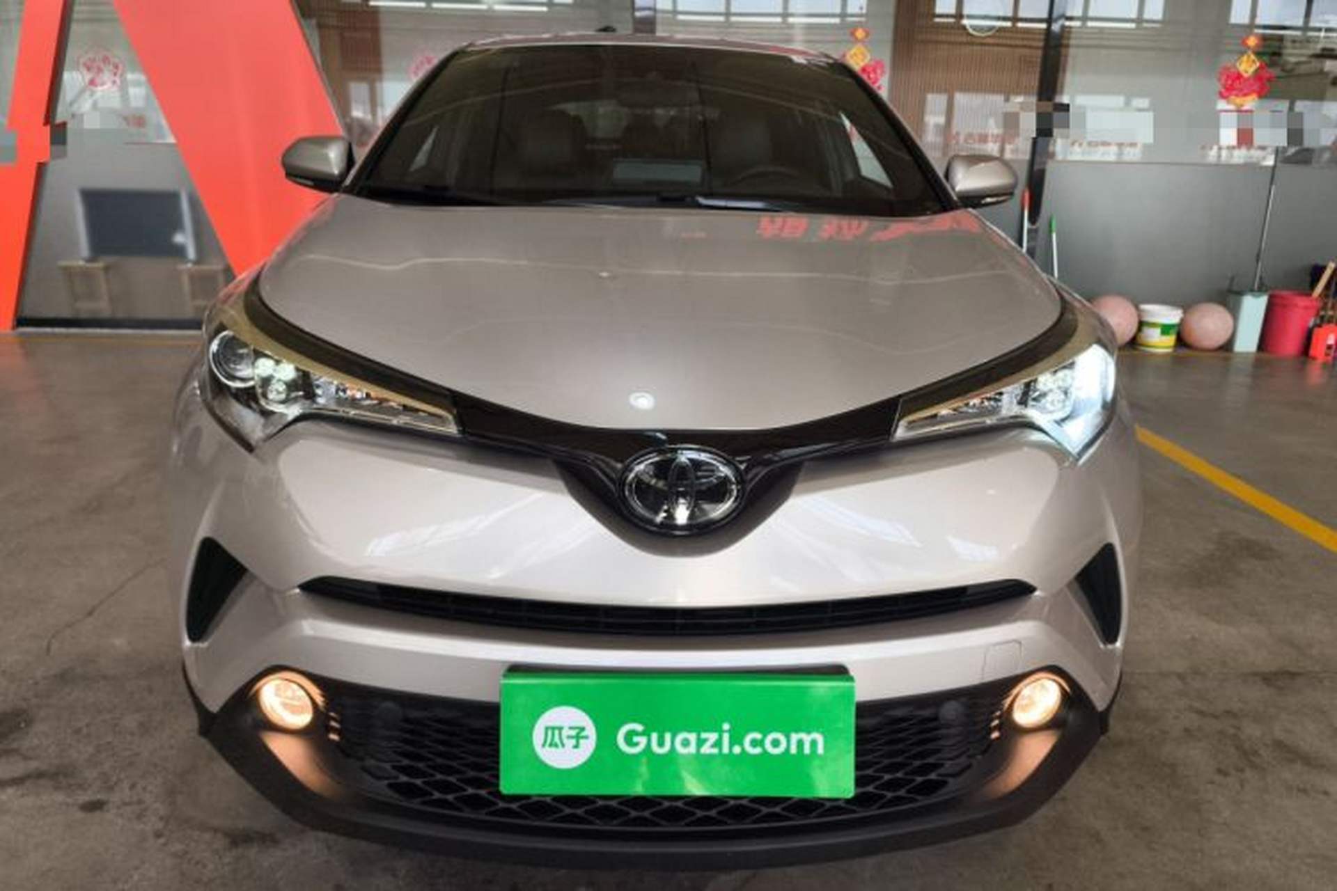 Used Toyota C-HR 2018 2.0L Leading with Sunroof China VI Standard Front