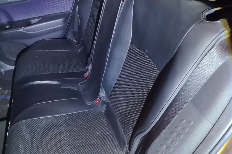 Used Toyota C-HR 2018 2.0L Leading with Sunroof China VI Standard Left Rear Seat