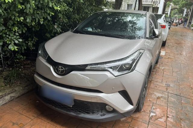 Used Toyota C-HR 2018 2.0L Leading Edition China VI