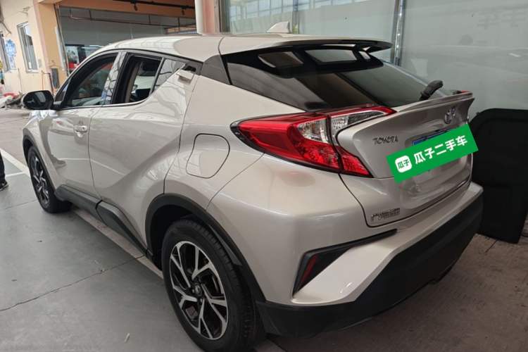 Used Toyota C-HR 2018 2.0L Leading with Sunroof China VI Standard Rear Left 45 Deg