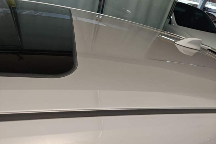 Used Toyota C-HR 2018 2.0L Leading with Sunroof China VI Standard Roof