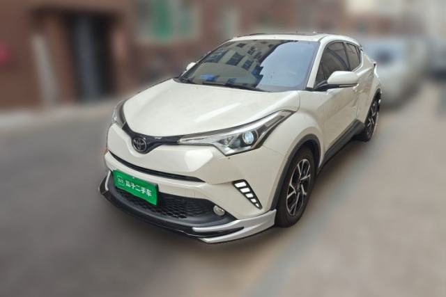 Used Toyota C-HR 2018 2.0L Leading with Sunroof China VI Standard
