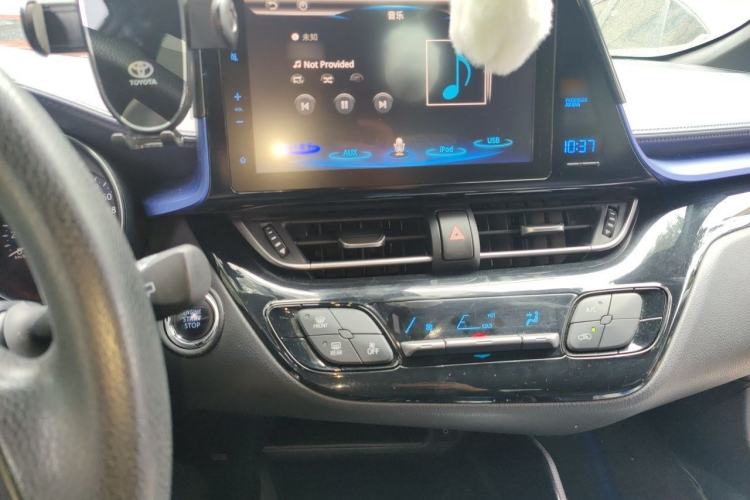 Used Toyota C-HR 2018 2.0L Coolway Leading Edition China V Standard Audio And AC Panel