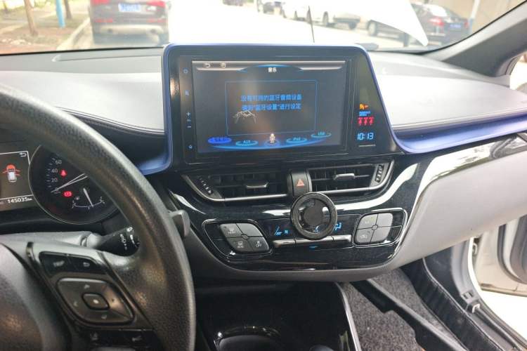 Used Toyota C-HR 2018 2.0L Leading with Sunroof China VI Standard Audio And AC Panel