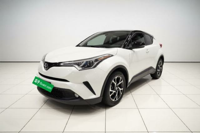 Used Toyota C-HR 2018 2.0L Leading with Sunroof China VI Standard