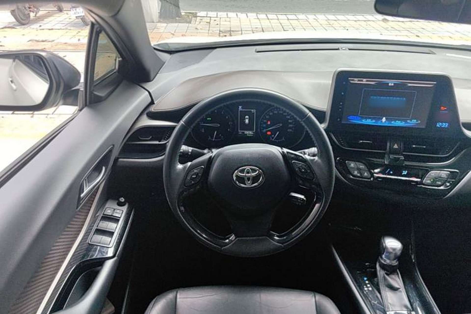 Used Toyota C-HR 2018 2.0L Flagship Version China V Standard Center Console