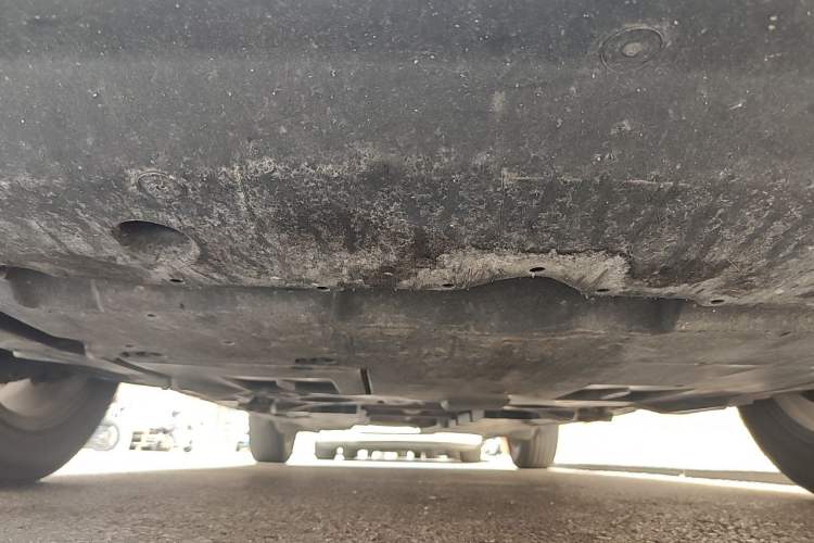 Used Toyota C-HR 2018 2.0L Leading with Sunroof China VI Standard Chassis Front