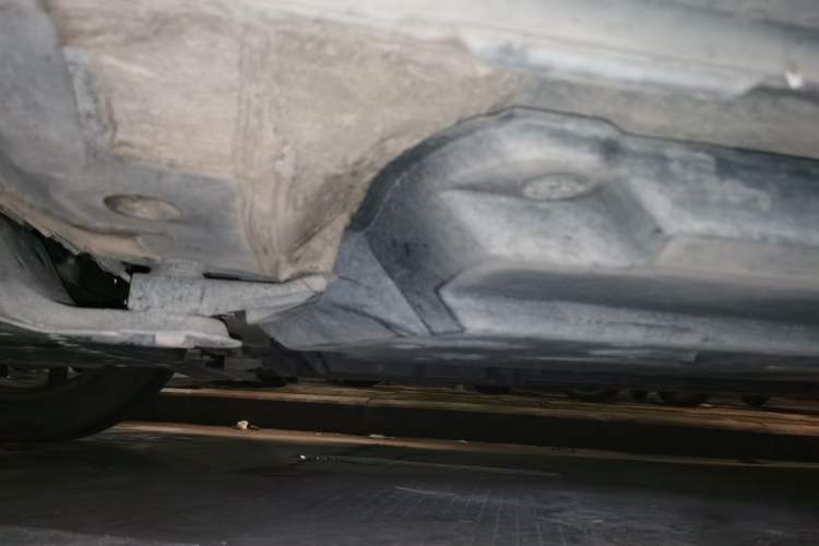 Used Toyota C-HR 2018 2.0L Leading with Sunroof China V Standard Chassis Front Left