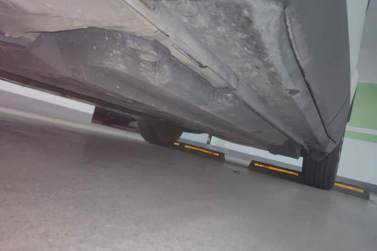 Used Toyota C-HR 2018 2.0L Leading Edition China VI Chassis Front Left