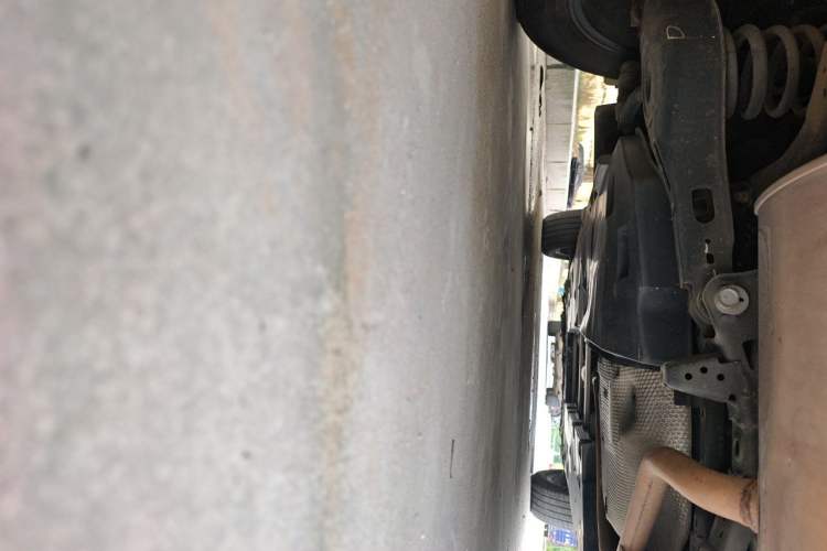 Used Toyota C-HR 2018 2.0L Leading with Sunroof China VI Standard Chassis Front