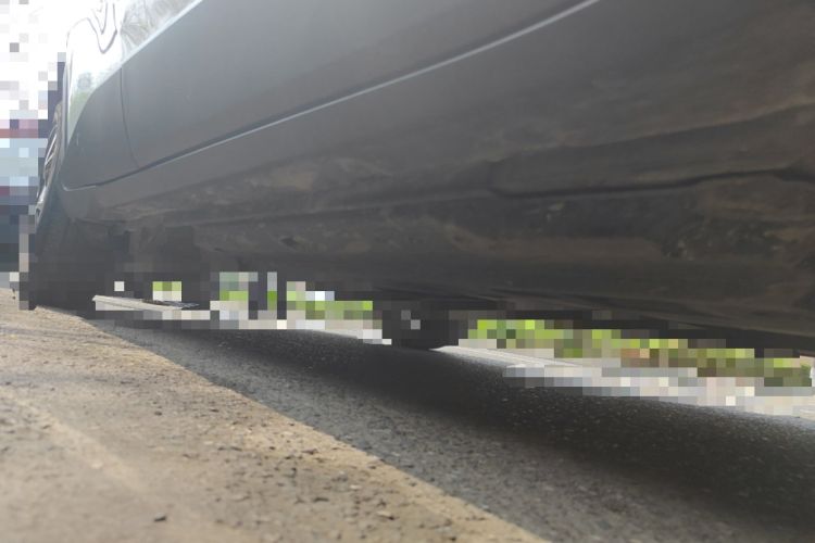 Used Toyota C-HR 2018 2.0L Leading with Sunroof China VI Standard Chassis Front Right