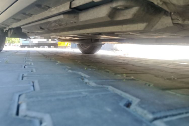 Used Toyota C-HR 2018 2.0L Leading Edition China V-standard Chassis Front Right