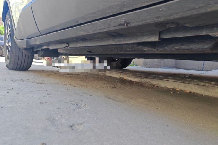 Used Toyota C-HR 2018 2.0L Leading with Sunroof China VI Standard Chassis Front Right