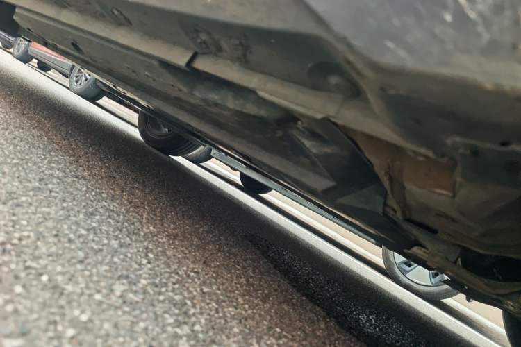 Used Toyota C-HR 2018 2.0L Leading Edition China VI Chassis Front Right
