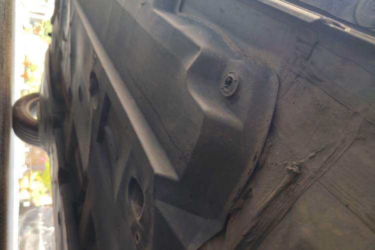 Used Toyota C-HR 2018 2.0L Leading Edition China V-standard Chassis Front Right