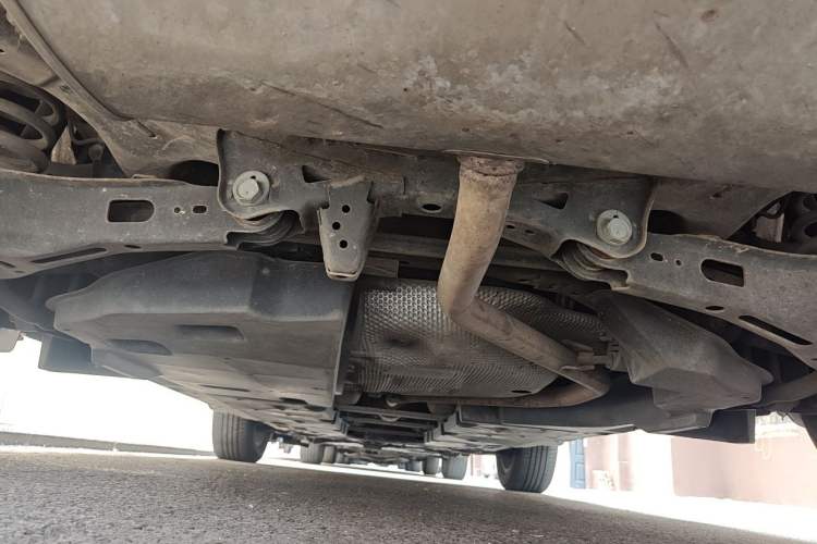 Used Toyota C-HR 2018 2.0L Leading with Sunroof China VI Standard Chassis Rear