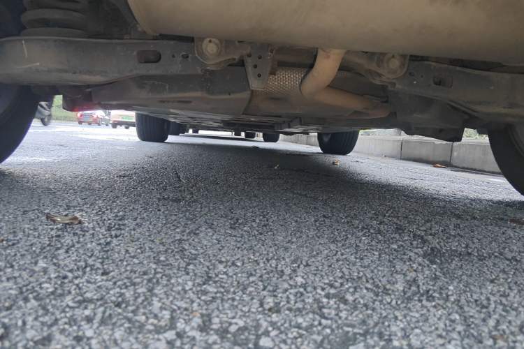 Used Toyota C-HR 2018 2.0L Leading Edition China V-standard Chassis Rear