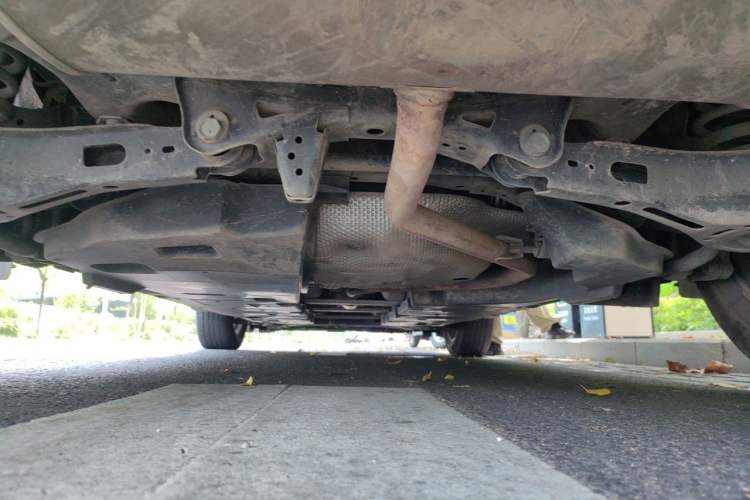Used Toyota C-HR 2018 2.0L Leading Edition China V-standard Chassis Rear