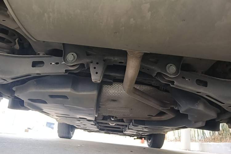 Used Toyota C-HR 2018 2.0L Leading Edition China VI Chassis Rear