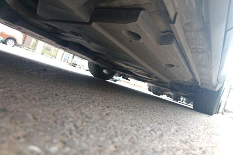 Used Toyota C-HR 2018 2.0L Luxury Sunroof Version China VI Standard Chassis Rear Right