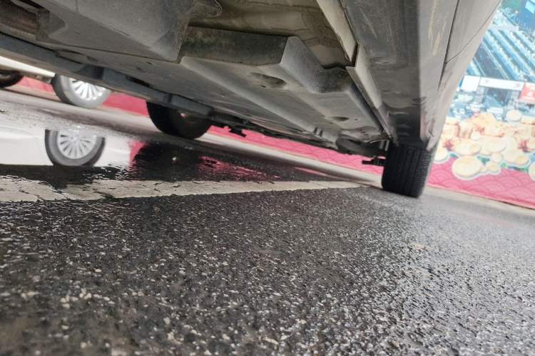 Used Toyota C-HR 2018 2.0L Leading with Sunroof China VI Standard Chassis Rear Right