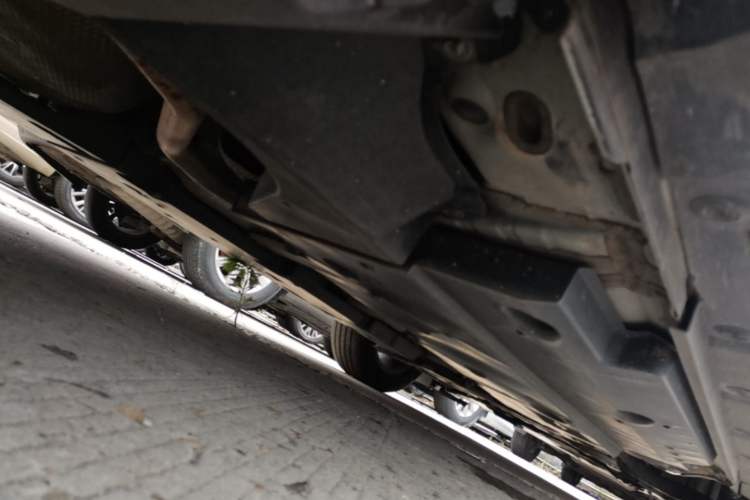 Used Toyota C-HR 2018 2.0L Luxury Edition China VI Standard Chassis Rear Right
