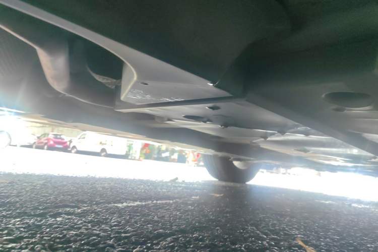 Used Toyota C-HR 2018 2.0L Leading Edition China VI Chassis Rear Right