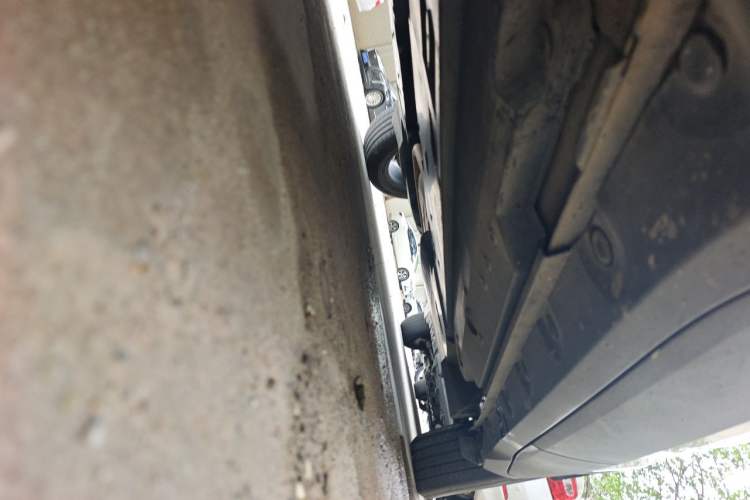 Used Toyota C-HR 2018 2.0L Leading with Sunroof China VI Standard Chassis Rear Right