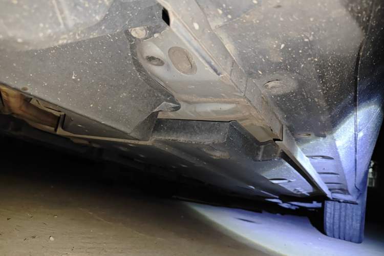 Used Toyota C-HR 2018 2.0L Leading Edition China VI Chassis Rear Right