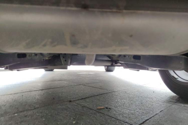 Used Toyota C-HR 2018 2.0L Leading with Sunroof China VI Standard Chassis Rear