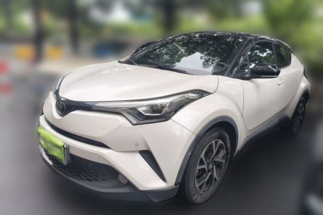 Used Toyota C-HR 2018 2.0L Luxury Sunroof Version China V Emission Standard