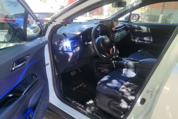 Used Toyota C-HR 2018 2.0L Leading Edition China V-standard Driver Seat