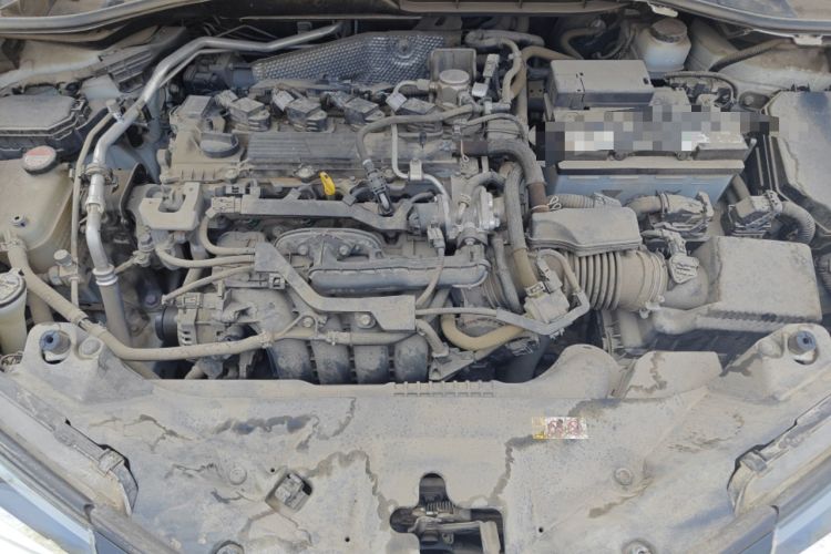 Used Toyota C-HR 2018 2.0L Leading with Sunroof China VI Standard Engine Bay
