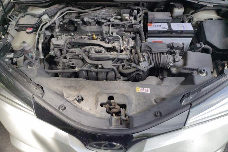 Used Toyota C-HR 2018 2.0L Leading Edition China V-standard Engine Bay