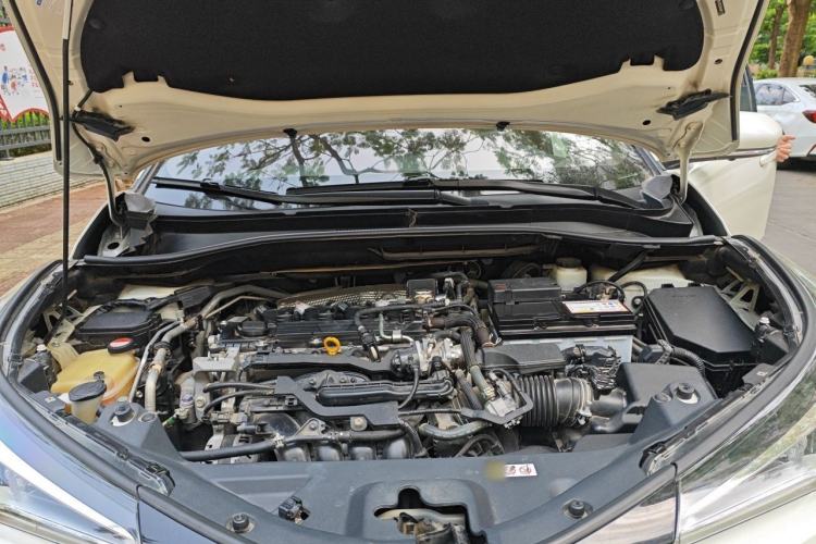 Used Toyota C-HR 2018 2.0L Leading Edition China V-standard Engine Bay