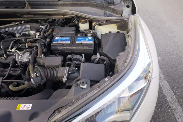 Used Toyota C-HR 2018 2.0L Luxury Edition China V Standard Engine Bay Left