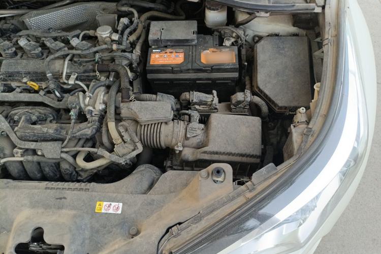 Used Toyota C-HR 2018 2.0L Leading with Sunroof China V Standard Engine Bay Left