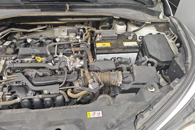 Used Toyota C-HR 2018 2.0L Luxury Edition China V Standard Engine Bay Left