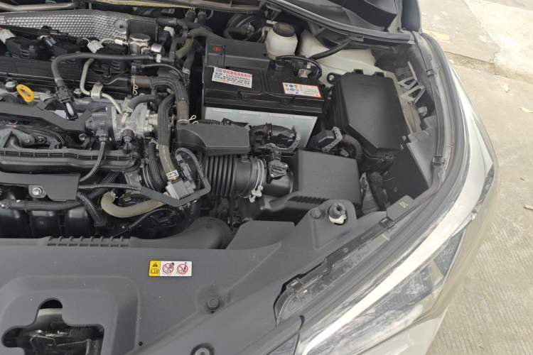 Used Toyota C-HR 2018 2.0L Luxury Edition China V Standard Engine Bay Left