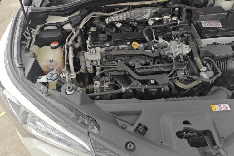 Used Toyota C-HR 2018 2.0L Luxury Edition China V Standard Engine Bay Right