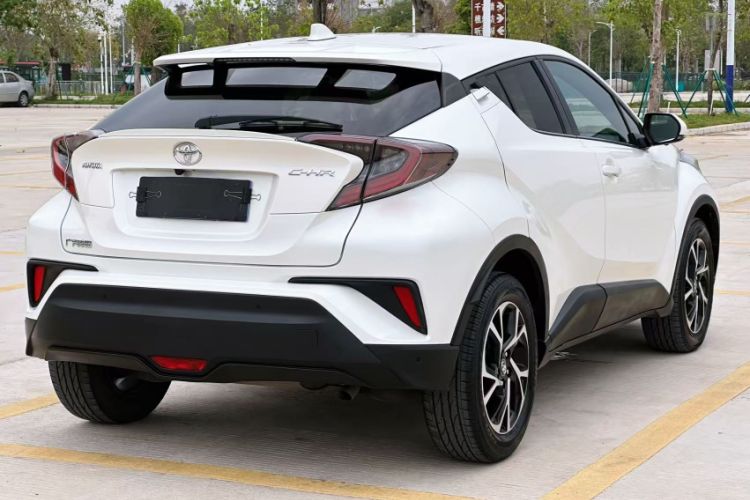 Used Toyota C-HR 2018 2.0L Luxury Edition China V Standard Exterior 1
