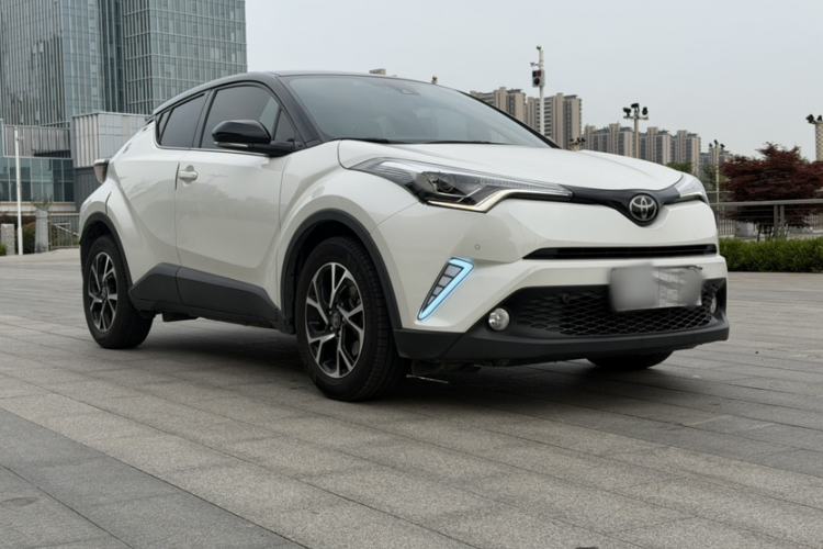 Used Toyota C-HR 2018 2.0L Flagship Version China V Standard Exterior 1