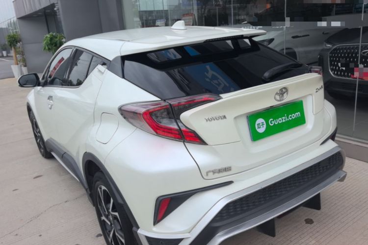 Used Toyota C-HR 2018 2.0L CoolRun Luxury Edition China V Standard Exterior 2