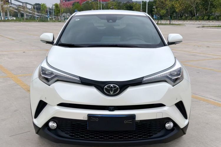 Used Toyota C-HR 2018 2.0L Luxury Edition China V Standard Exterior 3
