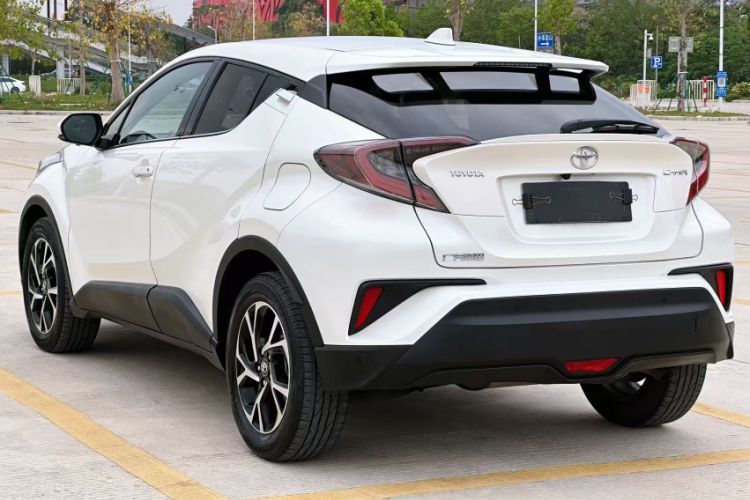 Used Toyota C-HR 2018 2.0L Luxury Edition China V Standard Exterior 4