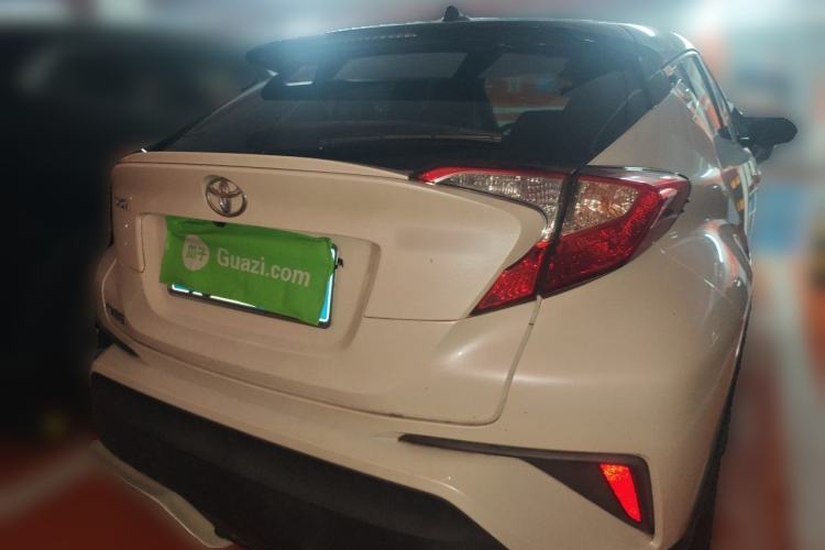 Used Toyota C-HR 2018 2.0L Leading Edition China VI Exterior 4