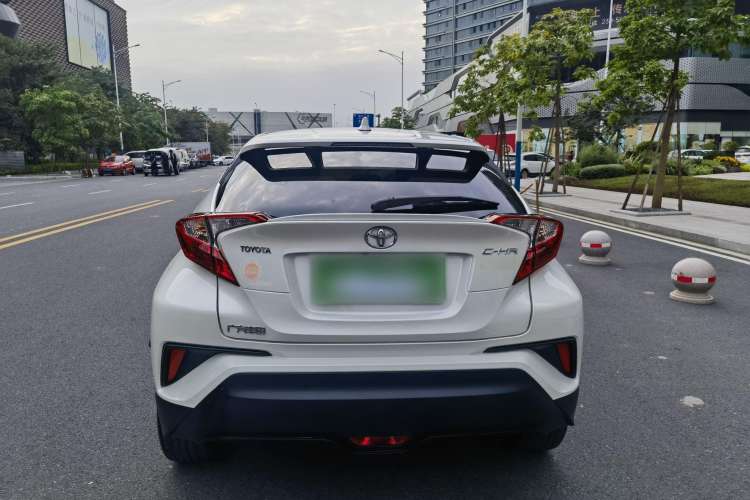 Used Toyota C-HR 2018 2.0L Leading Special Edition China V Standard Exterior 5