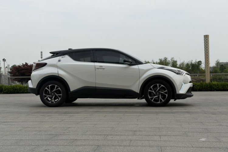 Used Toyota C-HR 2018 2.0L Flagship Version China V Standard Exterior 5