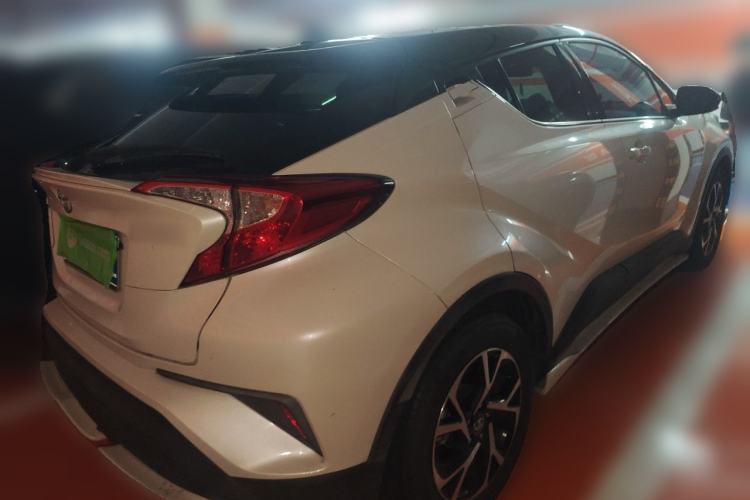 Used Toyota C-HR 2018 2.0L Leading Edition China VI Exterior 5